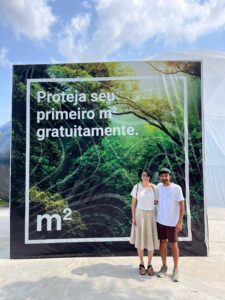 Em 2025 na COP30 a Laluz confeccionou para a UON Earth -fundação sem fins lucrativos - uniformes para seu time